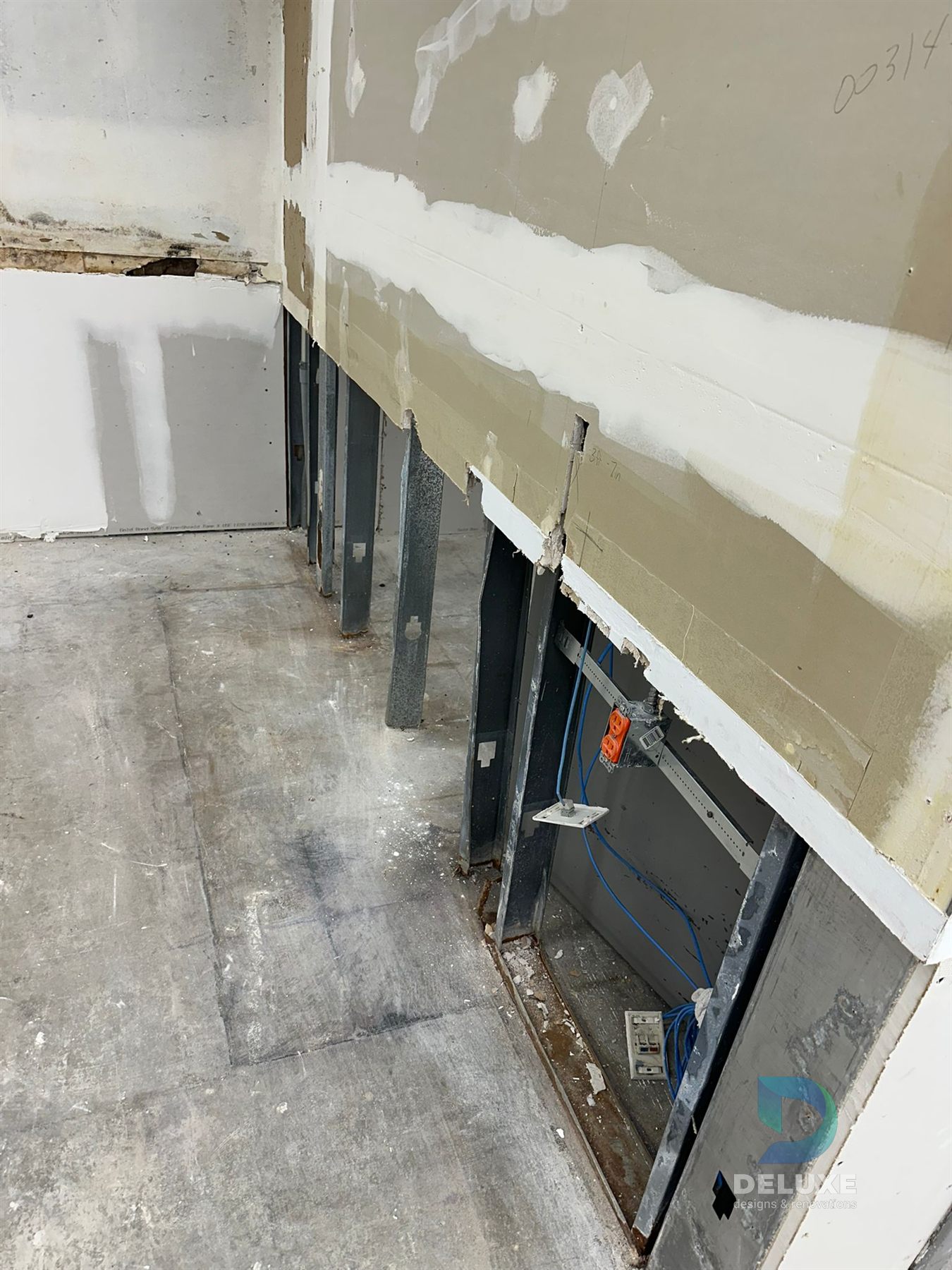 Walgreen Tampa commercial restoration project photo 28