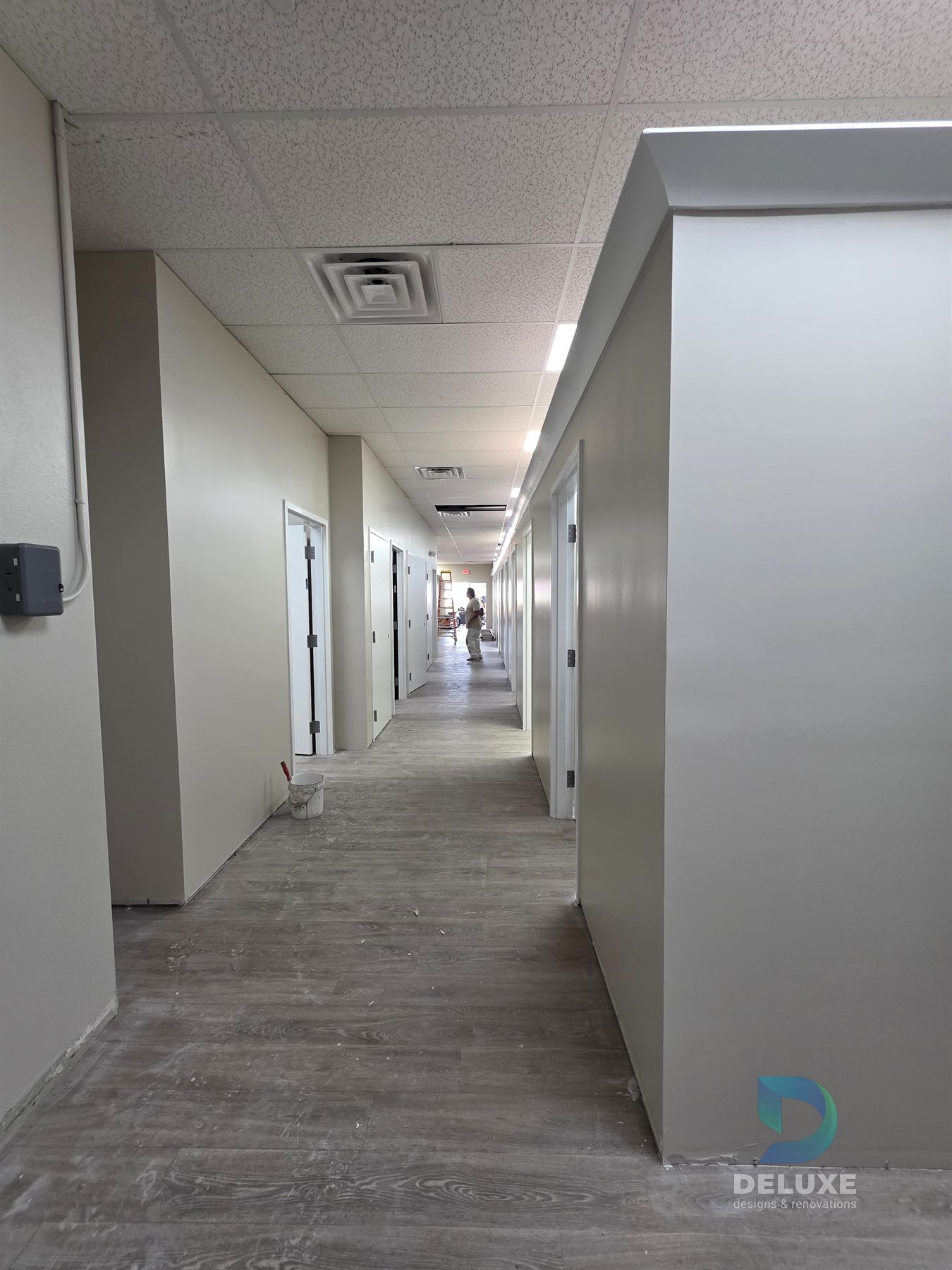 Zoom Tan Casselberry commercial buildout project photo 20