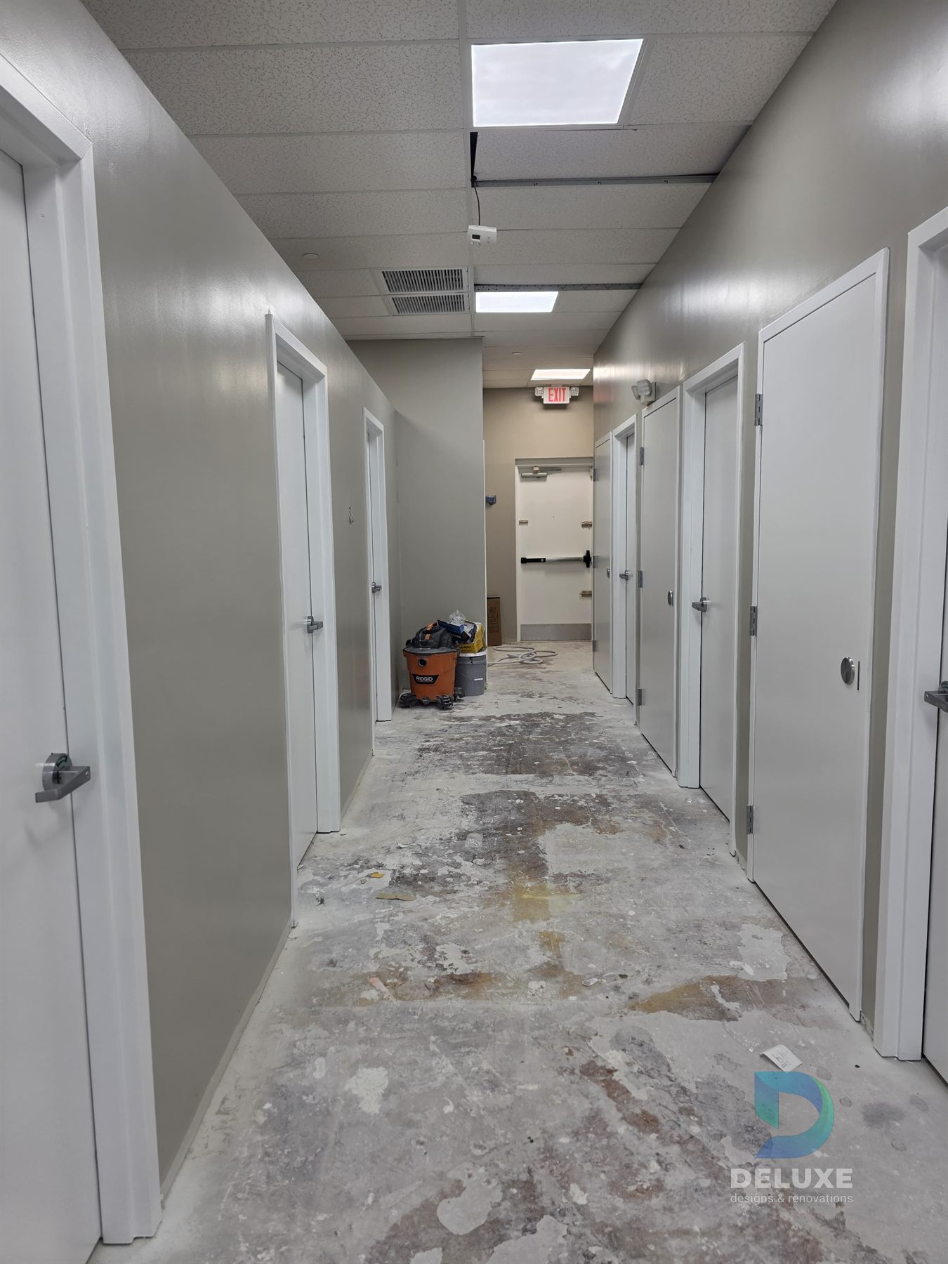 Zoom Tan Casselberry commercial buildout project photo 23